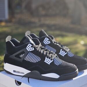 Nike Black and White Sneakers